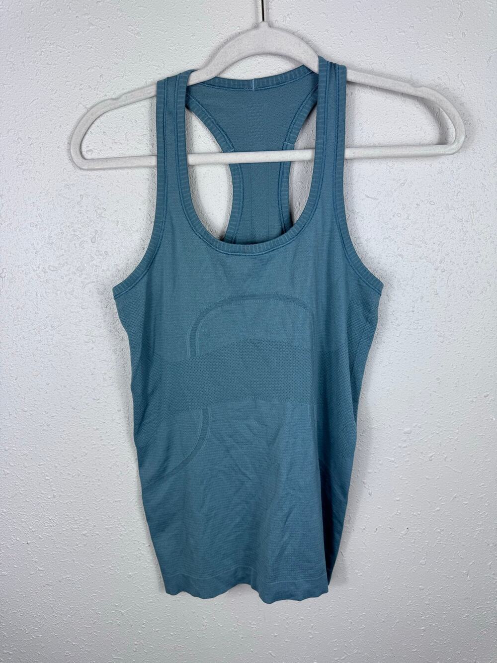 Lululemon Green Swiftly Tank Womens Size 6